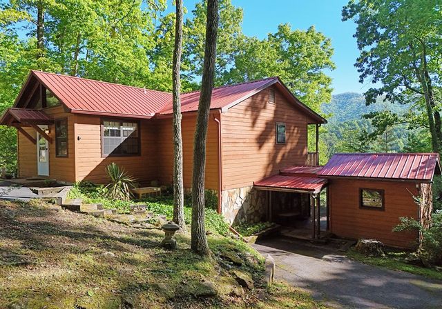 19 Howard Street, Blairsville, GA 30512