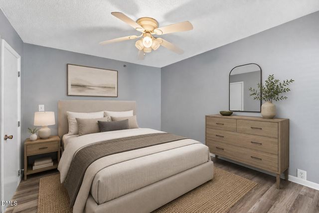 1431 Collegiate Circle 303, Raleigh, NC 27606