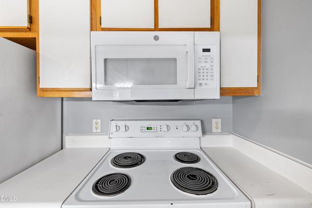 1431 Collegiate Circle 303, Raleigh, NC 27606