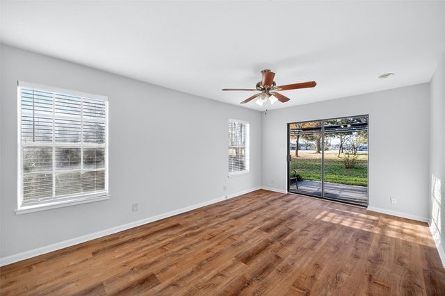 234 Navajo Trail W, Lake Kiowa, TX 76240