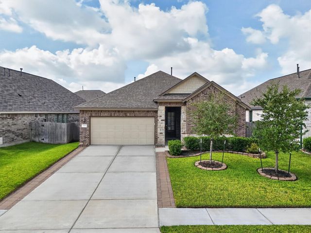 2740 Hidden Hollow Lane, Conroe, TX 77385