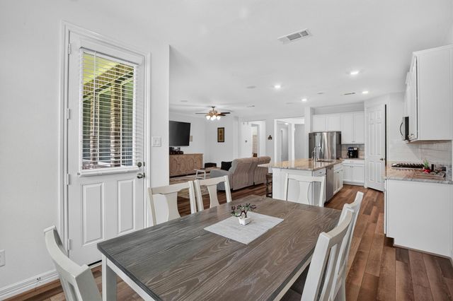 2740 Hidden Hollow Lane, Conroe, TX 77385