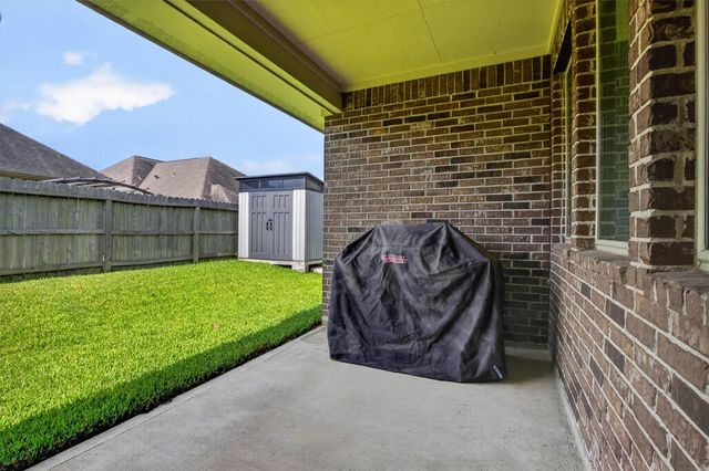 2740 Hidden Hollow Lane, Conroe, TX 77385