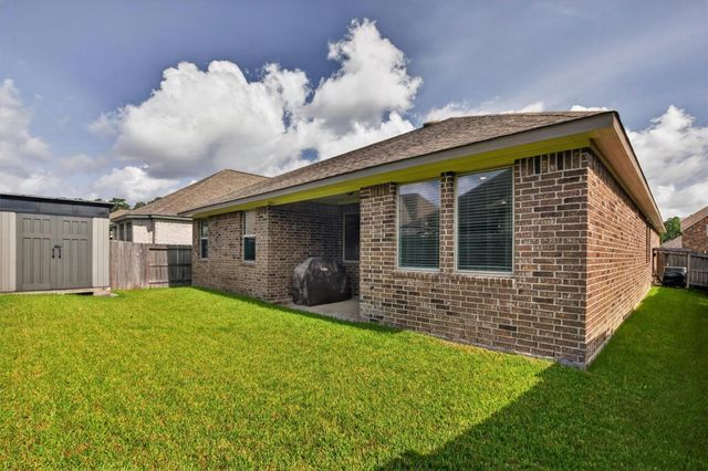 2740 Hidden Hollow Lane, Conroe, TX 77385