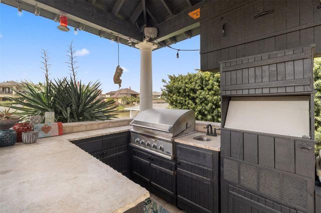 3101 Sea Channel Drive, Seabrook, TX 77586