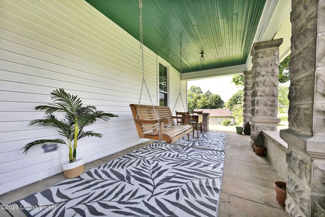 6044 Little Mt Rd, Taylorsville, KY 40071