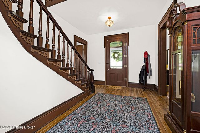 6044 Little Mt Rd, Taylorsville, KY 40071
