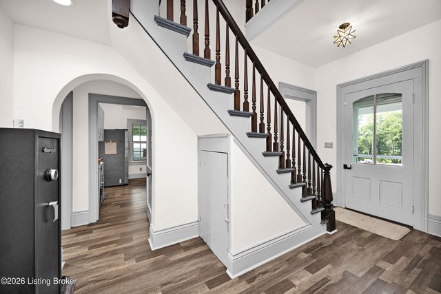 6044 Little Mt Rd, Taylorsville, KY 40071