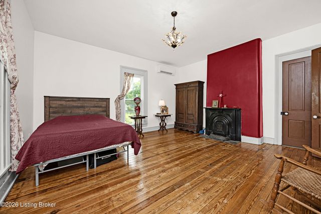 6044 Little Mt Rd, Taylorsville, KY 40071