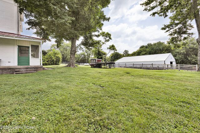 6044 Little Mt Rd, Taylorsville, KY 40071