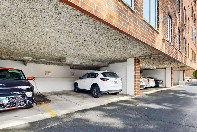 355 W Miner Street 1A, Arlington Heights, IL 60005