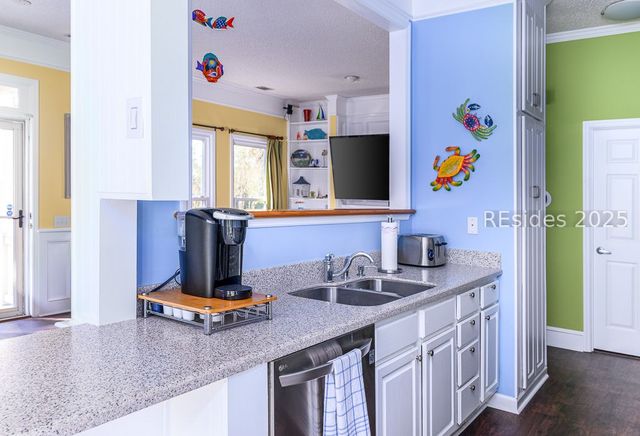 12 Deixler Ln, Hilton Head Island, SC 29928