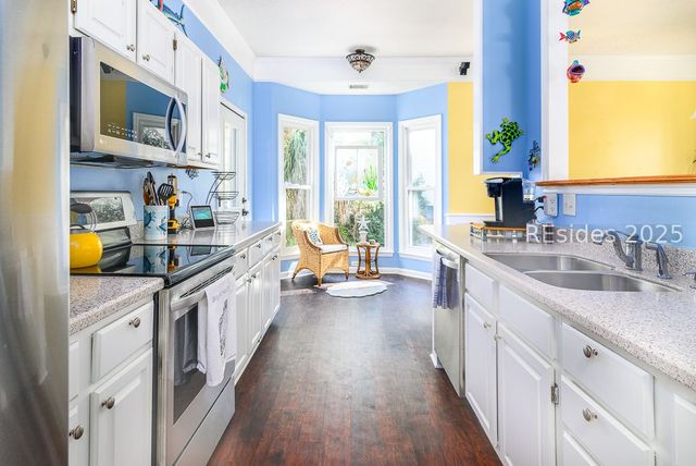 12 Deixler Ln, Hilton Head Island, SC 29928