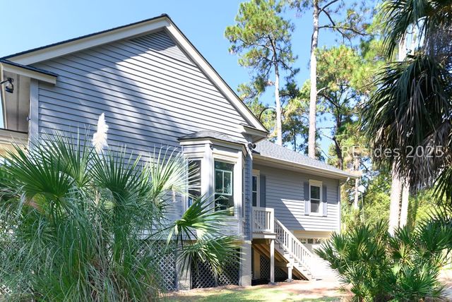 12 Deixler Ln, Hilton Head Island, SC 29928