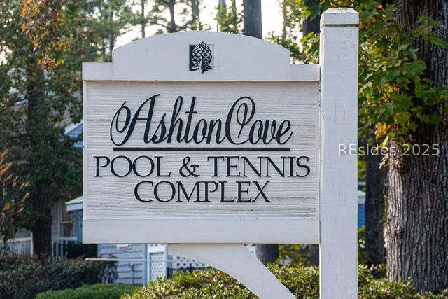 12 Deixler Ln, Hilton Head Island, SC 29928