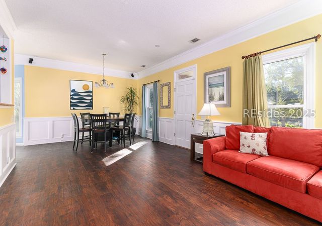 12 Deixler Ln, Hilton Head Island, SC 29928