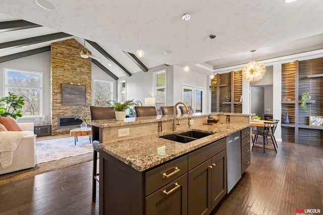 3120 W Covered Bridge Drive, Lincoln, NE 68523