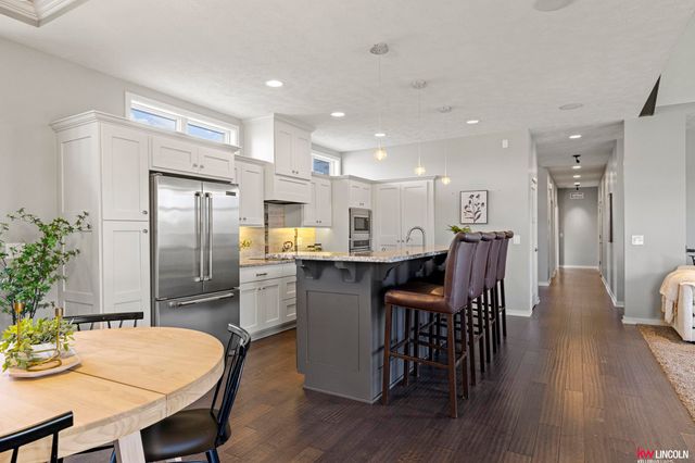 3120 W Covered Bridge Drive, Lincoln, NE 68523