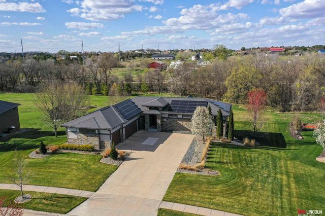 3120 W Covered Bridge Drive, Lincoln, NE 68523