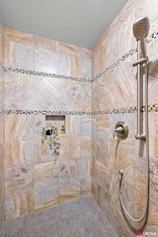 3120 W Covered Bridge Drive, Lincoln, NE 68523