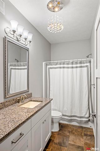 3120 W Covered Bridge Drive, Lincoln, NE 68523