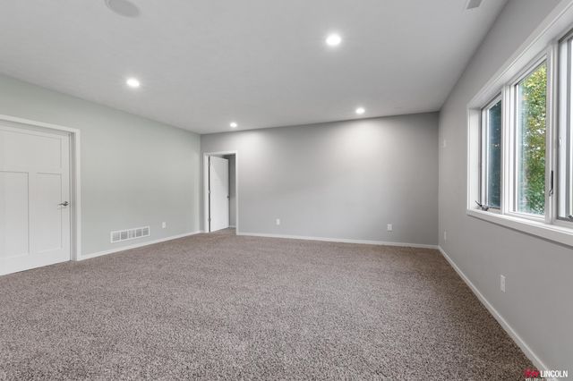 3120 W Covered Bridge Drive, Lincoln, NE 68523