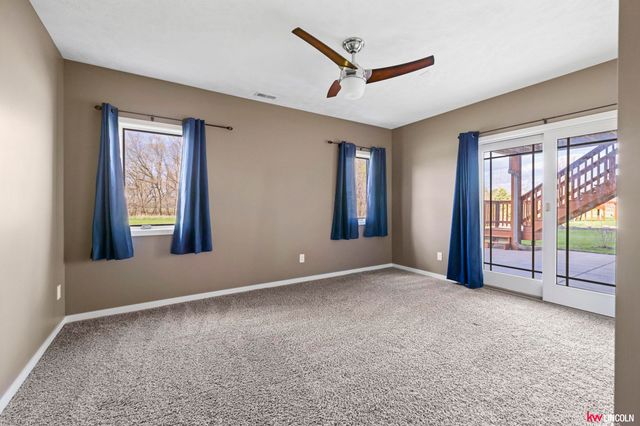 3120 W Covered Bridge Drive, Lincoln, NE 68523