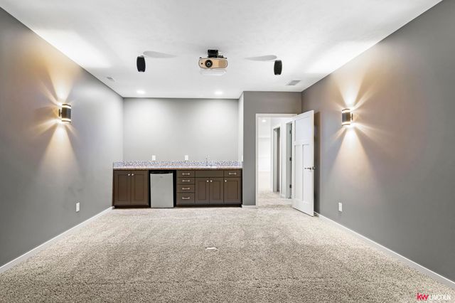 3120 W Covered Bridge Drive, Lincoln, NE 68523