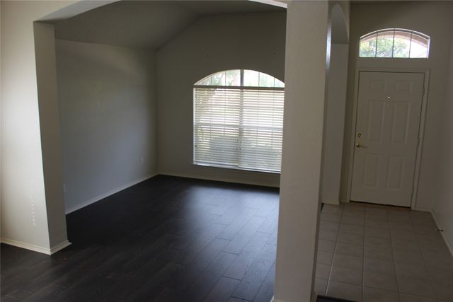 1813 Arbor Creek Drive, Garland, TX 75040
