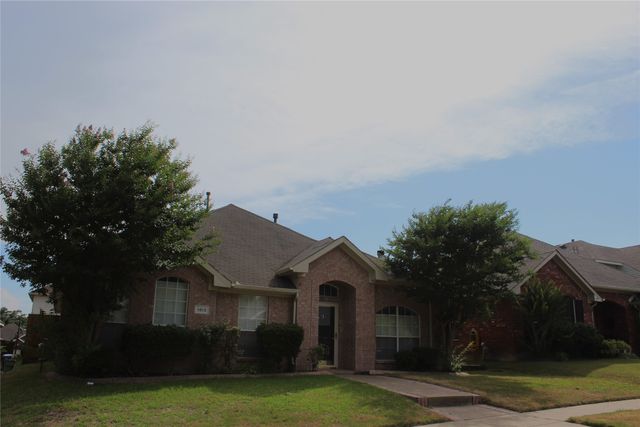 1813 Arbor Creek Drive, Garland, TX 75040