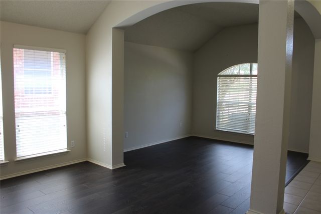 1813 Arbor Creek Drive, Garland, TX 75040