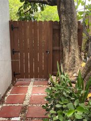820 SW 31st Ave S, Miami, FL 33135