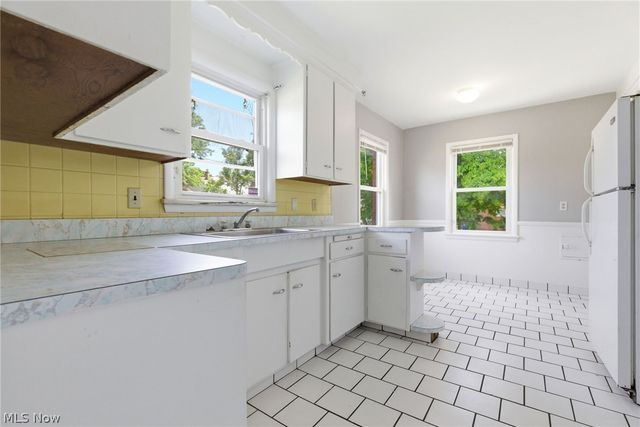 2341 Warrensville Center Road, University Heights, OH 44118