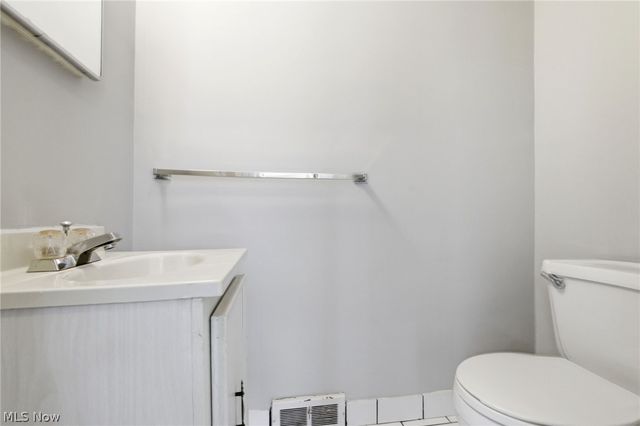 2341 Warrensville Center Road, University Heights, OH 44118