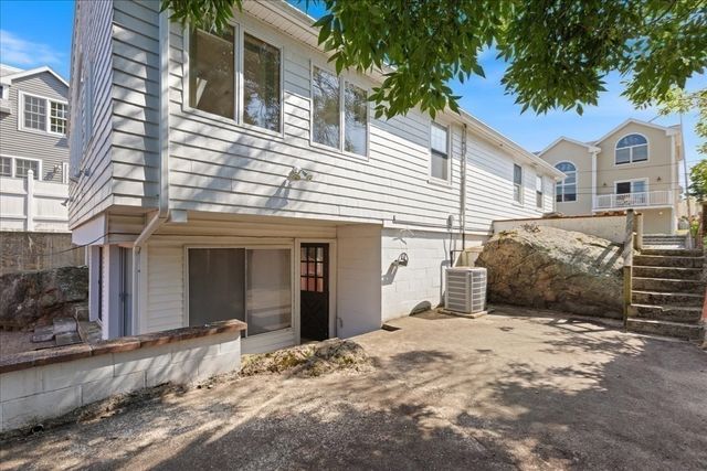 8 Luzitania Ave, Gloucester, MA 01930