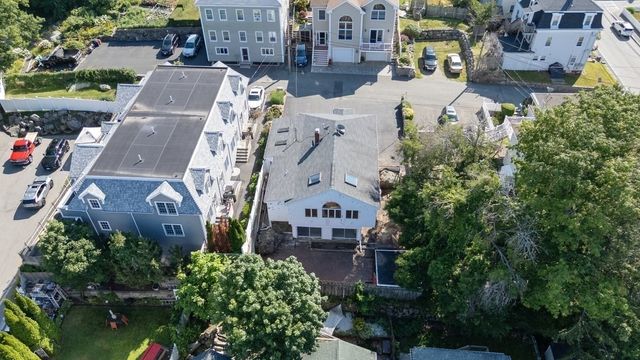 8 Luzitania Ave, Gloucester, MA 01930