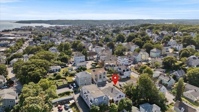 8 Luzitania Ave, Gloucester, MA 01930