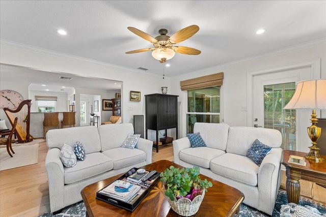 6710 121ST STREET, Seminole, FL 33772