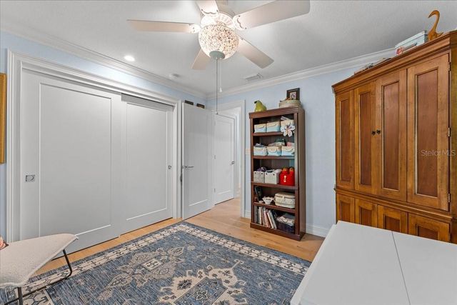 6710 121ST STREET, Seminole, FL 33772