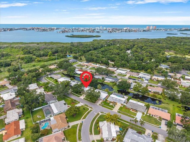 6710 121ST STREET, Seminole, FL 33772