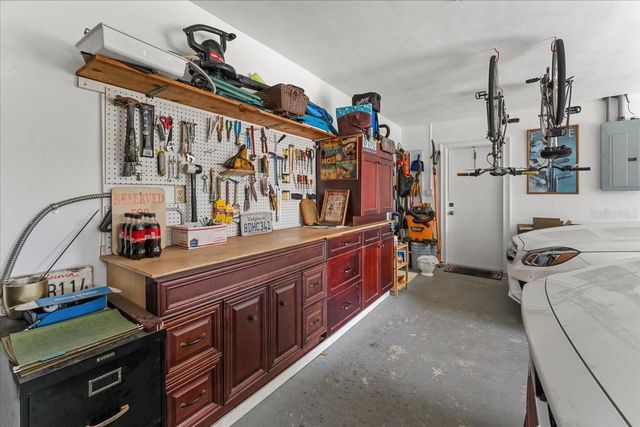 6710 121ST STREET, Seminole, FL 33772