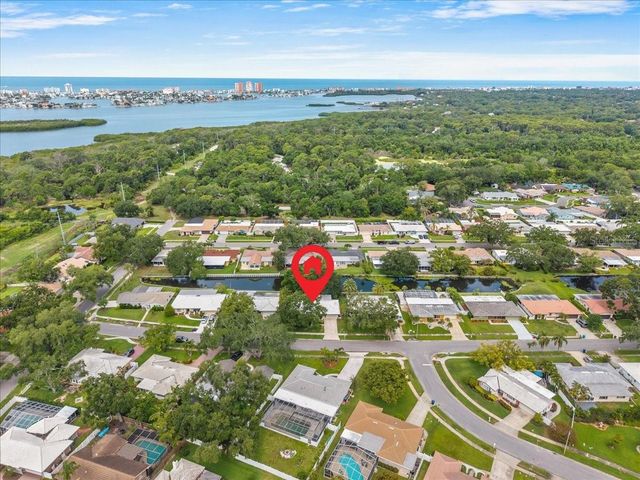 6710 121ST STREET, Seminole, FL 33772