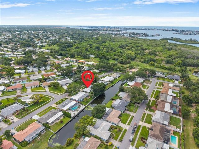 6710 121ST STREET, Seminole, FL 33772