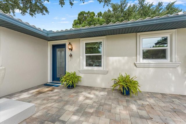 6710 121ST STREET, Seminole, FL 33772