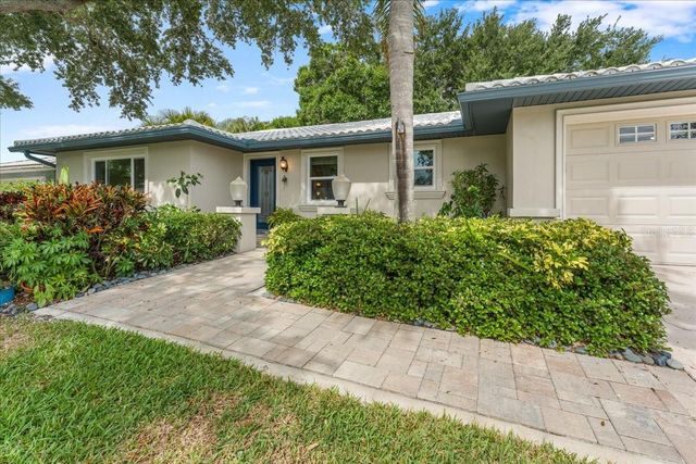 6710 121ST STREET, Seminole, FL 33772