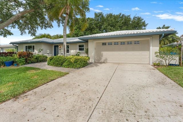 6710 121ST STREET, Seminole, FL 33772