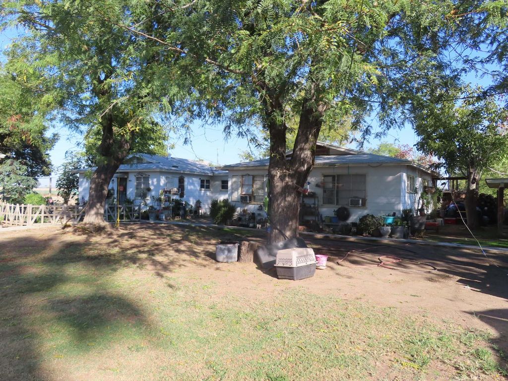 Image 4 of property listing at 4711 S Elm Avenue, Fresno, CA 93706