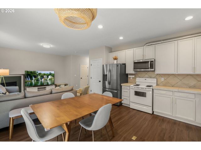7548 Ne CALLAN Ct, Hillsboro, OR 97124