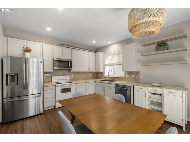 7548 Ne CALLAN Ct, Hillsboro, OR 97124