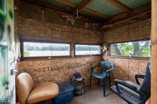 444 N Dry Run Road, Veedersburg, IN 47987